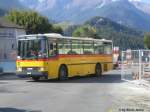 Kt. Graubunden W�hrend der Streckensperrung zwischen Scuol und Ardez hilft auch PU Terretaz aus Zernez mit dem NAW/Hess BH 4-23 GR 30019 aus. Hier erreicht er am 22.9.09 den Bahnhof Scuol-Tarasp. 