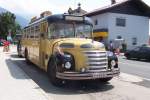 Setra Ein echtes Schmuckst�ck wartet auf die zahlungsfreudige Kundschaft, Sommer 2005 an einem der wenigen Sonnentage.