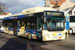 Ein Neoplan Erdgasfahrzeug der Ohre Bus Verkehrsgesellschaft mbH wartete am ...