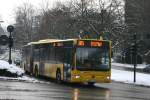 mercedes-benz-o-530-ii-citaro-facelift EVAG 4613 (E VG 4613) mit dem SB15 zum HBF Essen.
Aufgenommen auf der Kronprinzenstr. am 5.1.2010.
