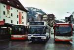 NAW Autobus AAGS Schwyz: (von links nach rechts) Nr. 2/SZ 5002 Volvo/Hess + Nr. 8/SZ 13'808 NAW/Hess (ex ZVB Zug Nr. 78) + Nr. 32/SZ 28'732 Mercedes Citaro am 10. Dezember 2009 Schwyz, Postplatz