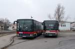 Setra S 300er-Serie NF Ein Setra S 3XX NL und ein Setra S 3XX UL am 24. Januar 2010 in Stockach.