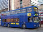 manchester Magic-Bus Linie 143 im April 2005 in Manchester City