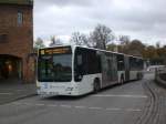 lubeck Mercedes-Benz O 530 II (Citaro Facelift) auf der Linie 10 nach Gustav-Radbruch-Platz an der Haltestelle Holstentorplatz.