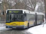berlin Solaris Urbino auf der Linie 134 nach Wasserwerk Spandau an der Haltestelle Kladow Hottengrund.
