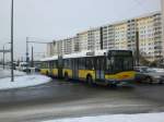 berlin Solaris Urbino auf der Linie X54 nach U-Bahnhof Hellersdorf an der Haltestelle Hohensch�nhausen Prerower Platz.