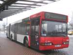 bremer-strasenbahn-ag-bsag Bald ist es mit dem 4849 und den anderen 48er Neoplanbussen vorbei. Hier steht er noch an der Station Gr�pelingen um gleich auf der Linie 73 ins Mar�eler Feld zu fahren. 
