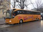 mercedes-benz-o-340-o-350--tourismo Ein neuer Tourismo von Westrich-Reisen in Stuttgart am Weihnachtsmarkt am 12.12.2009.