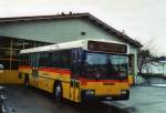 mercedes-benz-o-405--hochflur-stadtversion Engeloch, Riggisberg Nr. 2/BE 447'210 Mercedes/R&J O 405 (ex P 25'366) am 22. Dezember 2009 Riggisberg, Garage