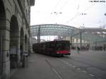 bern Bernmobil Nr. 255 (Volvo/Hess B7LA) verl�sst am 9.2.2010 den Berner Bahnhof.