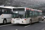 dusseldorf Mesenhohl 051 (E AM 816) f�hrt im Auftrag des Flughafen D�sseldorf Shuttle zwischen den Parkpl�tzen und dem Flughafen Terminal.
Aufgenommen vor dem Terminal,7.2.2010.