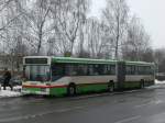 mercedes-benz-o-405-n-niederflur-stadtversion Mercedes-Benz O 405 N (Niederflur-Stadtversion) auf der Linie 71 nach Gro�er Silberberg an der Haltestelle Krankenhaus Olvenstedt.