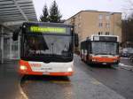 mercedes-benz-o-405-n-niederflur-stadtversion RBS, Worblaufen Nr. 4/BE 666'004 MAN und BSU, Solothurn Nr. 63/SO 21'979 Mercedes am 19. Februar 2010 bei der Haltestelle Papierm�hle.