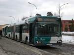 potsdam Volvo V7700 auf der Linie 694 nach Drewitz Stern-Center/Nuthestra�e am S-Bahnhof Griebnitzsee.