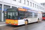 MAN Niederflurbus 2. Generation KEVAG (KO RY 167) mit Werbung f�r die Augenklinik Koblenz. 
Hier am HBF Koblenz,12.2.2010.