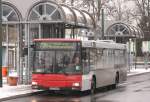 dusseldorf Rheinbahn 7329 (D ZZ 7329) mit der Linie 735 an der Vennhauser Allee,23.2.2010.
