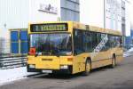 mercedes-benz-o-405-n-niederflur-stadtversion Mesenhohl 9110 (E AM 880) im Sch�lerverkehr.
Aufgenommen an der Eissporthalle am Essen West Bf,17.2.2010.