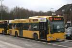mercedes-benz-o-530-i-citaro EVAG 3410 (E VG 3410) mit Werbung f�r Immo Welt.
Aufgenommen am Bf Borbeck mit der Linie 140, 26.2.2010.