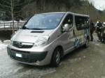 uberetsch-sudtirol Ein Opel Vivaro Mini Bus von der Firma Auto Rainer in Ladurns am 10.3.10