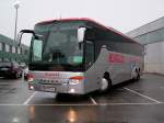 setra-s-400er-serie-comfort-class SETRA_S417GT-HD von Blaguss bringt die Mannschaft des SV-Mattersburg bei winterlichem kaltem Wetter zum Bundesligaspiel nach Ried i.I.; (hoffentlich hat der Fahrer bei der Heimfahrt nach der 3:0 Niederlage ein paar tr�stende Worte  f�r die Burschen auf Lager);100313
