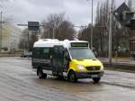 Mercedes-Benz Sprinter auf der Linie 294 nach Hohensch�nhausen Seehausener Stra�e ...