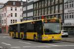 mercedes-benz-o-530-ii-citaro-facelift EVAG 4671 (E VG 4671) mit der Linie 146 nach Heisingen.
Aufgenommen auf der Huyssenalle am 8.3.2010.