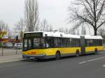berlin Solaris Urbino auf der Linie 255 nach Wei�ensee Schwarzelfenweg an der Haltestelle Wei�ensee N��lerstra�e/Feldmannstra�e.
