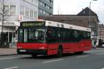 Neoplan N 40-Serie Vestische 2272 (RE VS 186) mit dem SB16 Einsatzwagen.
Aufgenommen am ZOB Bottrop Pferdemarkt, 12.3.2010.