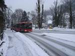 Selbiger Bus beim einbiegen in die h�fener Liebenzellerstra�e  ...
