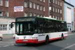 neoplan-n-44-serie-centroliner Vestische 2421 (RE VS 2421) am HBF Recklinghausen mit der Linie 231 nach Waltrop.
24.3.2010