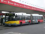 berlin Solaris Urbino auf der Linie X9 nach S+U Bahnhof Zoologischer Garten am Flughafen Tegel.