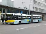 berlin Solaris Urbino auf der Linie TXL nach S+U Bahnhof Alexanderplatz am U-Bahnhof Turmstra�e.