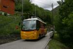 Tessin Zwischen Tenero und Contra fahren seit 2007 fast nur noch Cacciamali-Autobusse. Am 6.5.2010 entstand auf Talfahrt zwischen Contra und Costa diese Aufnahme vom TI 78'187, einem TCI840 aus 2007 von PU Starnini. 