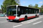 hamburg Der 200 f�r Jasper gebaute Citaro mit der Nummer 8343 am 5.Mai 2010 bei der Einfahrt in die Busanlage Barmbek

