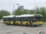 berlin Solaris Urbino als SEV f�r die Stra�enbahnlinie M6 zwischen S-Bahnhof Marzahn und Lichtenberg Hohensch�nhauser Stra�e/Wei�enseer Weg.