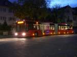 freiburg-vag FR-SW 986 steht hier an der Ersatzhaltestelle F�rstenbergstra�e. Morgens wurde als ein Kurs der Linie 27 mit Gelenkwagen gefahren; 31.10.2008