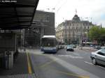 luzern vbl Nr. 233 (Hess Lightram 3 BGGT-N2C) am 22.5.2010 beim Bhf. Luzern. Durch ein Problem beim FIS konnte dieser Wagen keine Liniennummern anschreiben...