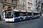 mainzer-verkehrgesellschaft-mvg MVG 748 (MZ SW 748) macht Werbung f�r das �rtliche.
Hier am HBF Mainz.
10.4.2010
