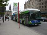 hamburger-hochbahn-ag-hha Bus 8510 auf der Metro-Linie 5 nach Nedderfeld am 11.05.2010 an der Alster.