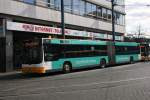 mainzer-verkehrgesellschaft-mvg MVG 772 (MZ SW 772) macht Werbung f�r die Kunsthalle Mainz.
Hier steht der Wagen am HBF Mainz.
10.4.2010