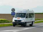 Mercedes-Benz Sprinter MBC - Mercedes Sprinter  Nr.35  VD 556663 unterwegs bei Apples am 19.05.2010