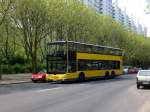 berlin MAN Lion's City DD (Doppelstock) auf der Linie X33 nach M�rkisches Viertel Wilhemsruher Damm an der Haltestelle M�rkisches Viertel Wilhelmsruher Damm/Treuenbrietzener Stra�e.