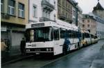 schaffhausen Aus dem Archiv: VBSH Schaffhausen Nr. 16/SH 38'016 Scania/FHS am 16. November 1998 Schaffhausen, Bahnhof (mit Vollwerbung f�r 'Stadttheater')