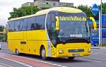 MAN Lions Coach in knallgelb als Fahrschulbus in Euskirchen - ...
