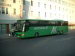 setra-s-400er-serie Bus der Firma Autokraft eingesetzt als Linienbus auf der Strecke Berlin - Hamburg gegen 19:00 Uhr an der Haltestelle vor dem Berliner Ostbahnhof.

S.H.