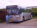 nt Ein Bus des Unternehmen NT, welches ein Unternehmen des Linienverkehrs ist, steht in L�kken im August 2007.