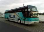 Neoplan Cityliner Ein Neoplan Cityliner Reisebus, gesehen unterhalb der Rheinterassen am Rhein in D�sseldorf. Gesehen am 21.06.2010.