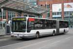 monchengladbach M�bus 0863) kommt mit der Linie 002 am HBF M�nchengladbach an.
13.5.2010