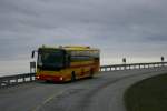 volvo-sonstige Noch in der originalen FFR-Bemalung ist dieser Volvo/Vest B12M unterwegs vom Nordkapp ins 30 Kilometer s�dlich gelegene Honningsv�g. Rund 25 Veolia-Fahrzeuge sind dort stationiert, wobei f�r den Linienverkehr eigentlich deren 5 ausreichen w�rden. Die restlichen kommen im Gelegenheits- und Reiseverkehr zum Einsatz. 