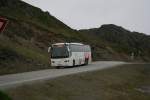 Volvo 9700 Zwischen Alta, Endpunkt des Norwegischen Schnellbusnetzes, und Honningsv�g verkehren zwei t�gliche Buskurse von Veolia/FFR. Das Kurspaar ab Honningsv�g wird in der Regel von diesem brandneuen Volvo-9700-Dreiachser gefahren, so auch am 22.6.2010, aufgenommen auf der E6 wenig ausserhalb des Ortes. 